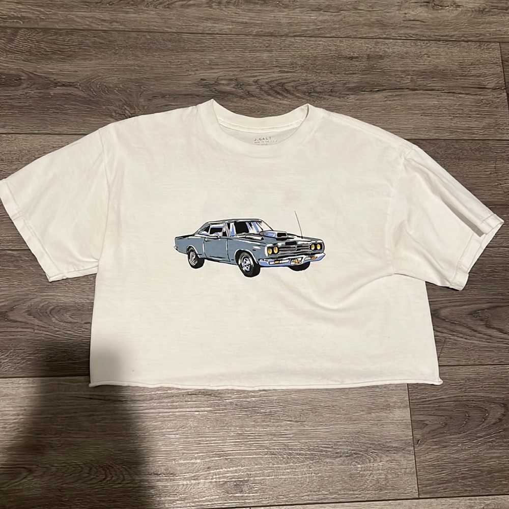 Cropped graphic John Galt tee